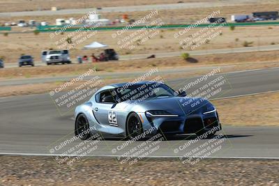 media/Oct-01-2022-Team Topak Racing (Sat) [[f860fb51be]]/2-Inter Low 2/session 1 turn 3/